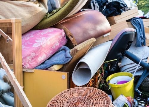 Débarras de succession dans une villa avec étage – débarras total