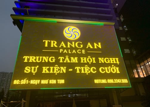Biển alu chữ nổi cho trung tâm hội nghị tiệc cưới