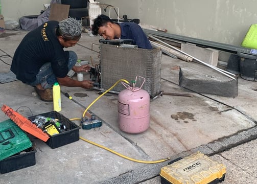 Rahma Tia adalah layanan penyedia service AC terpercaya di Yogyakarta yang siap membantu Anda