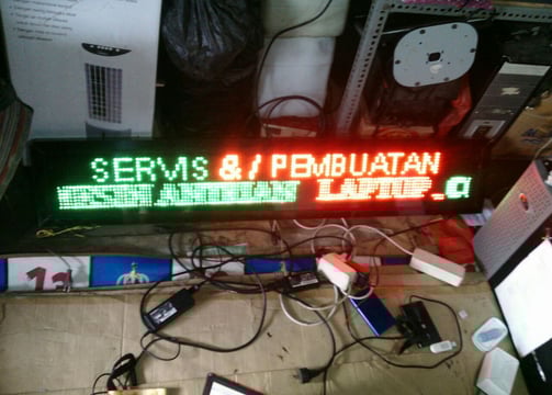 servis running teks