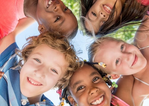 Rongzhiyue: happy diverse children smiling