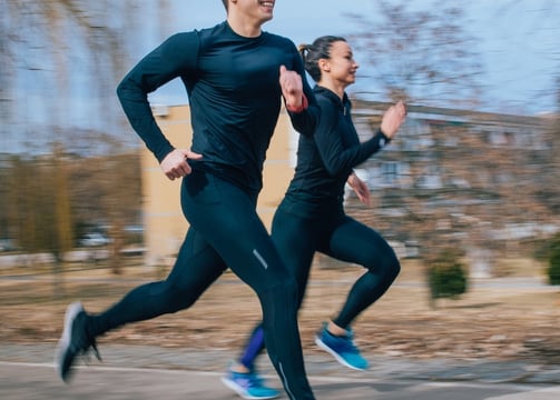 Rongzhiyue: couple running in activewear