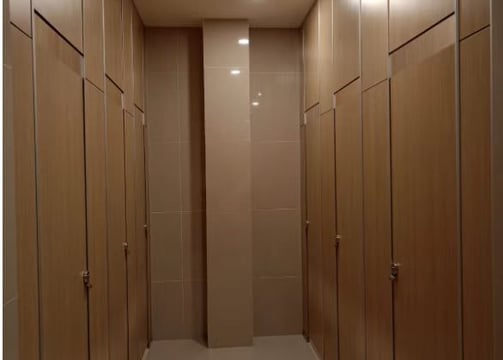 ruangan cubicel toilet