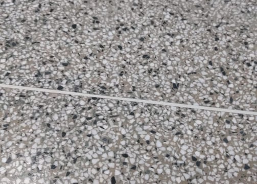 piso granitina