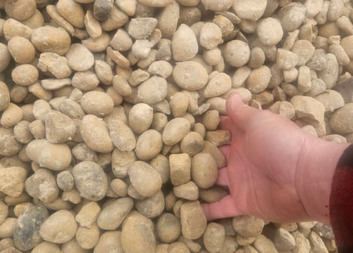 1.5 inch river rock