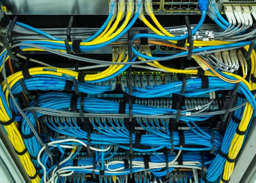 Câblage réseau et management