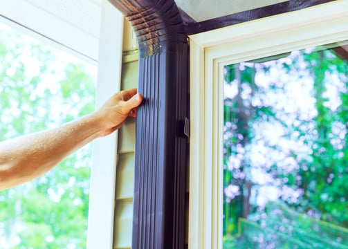 dominguez handyman service repairing gutters
