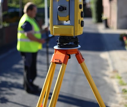 Total station , surveying for beginners