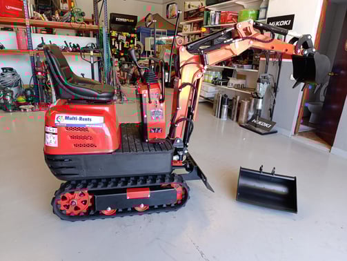 Alquiler mini excavadora