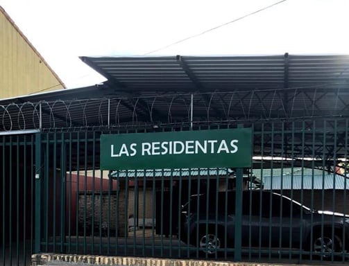 Fachada Suites Las Residentas