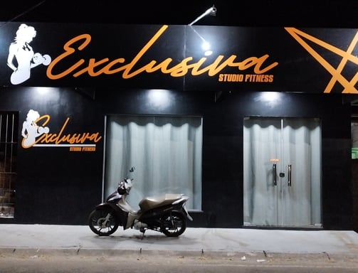 frente do studio exclusiva fitness