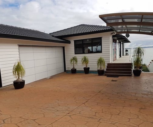 Leaky home repair-Revive Builders- Omana Esplanade Maraetai