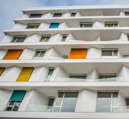 Edificio Arrábida, arco-íris do Lobito