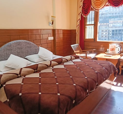 Super deluxe room hotel le gourmet shimla