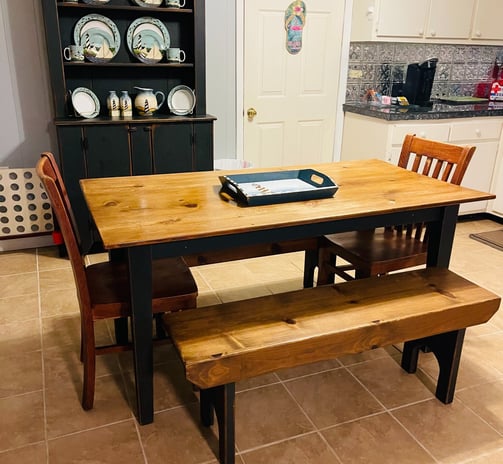 Kitchen dining table