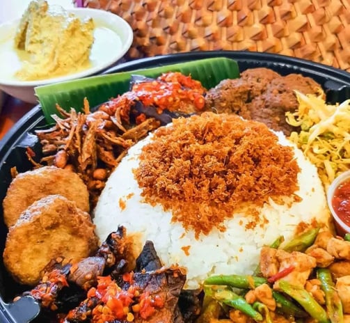 Nasi Ambeng Platter