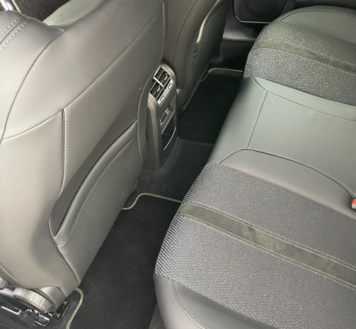 Sièges voiture propres