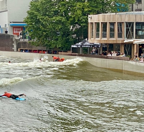 RIF010 Urban Surf Rotterdam