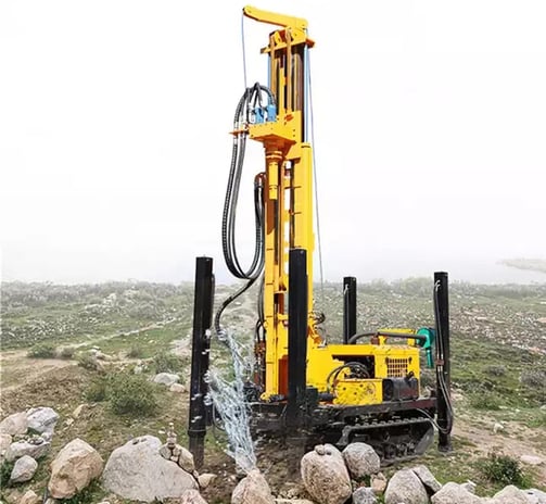 a drilling rig with a drilling machine