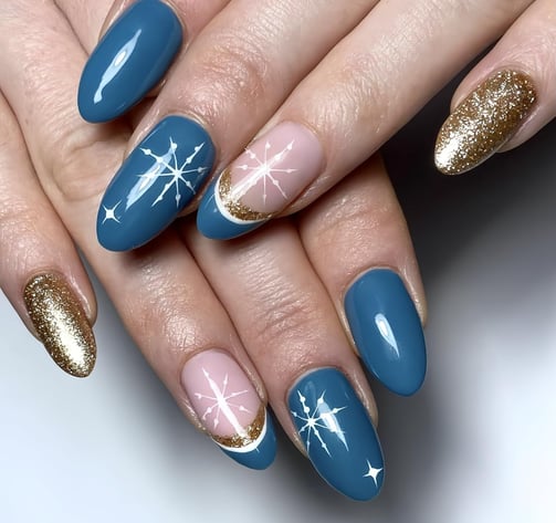 Uñas azules de estrellas