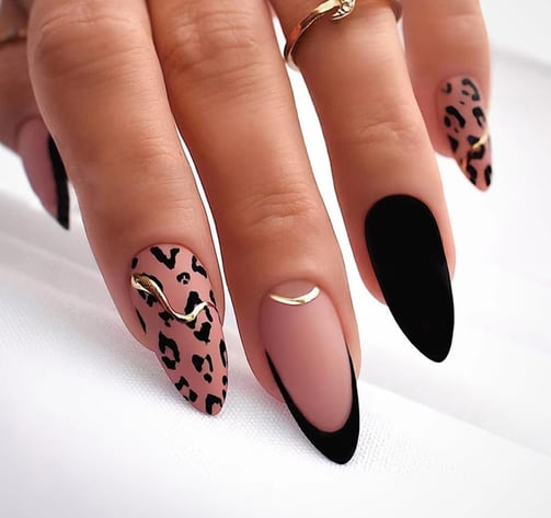 Uñas animal print