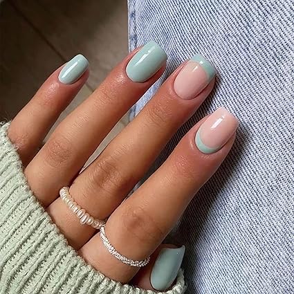 Uñas celeste