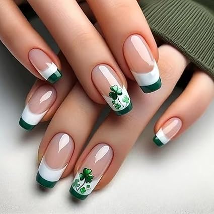 Uñas francesas para San Patricio