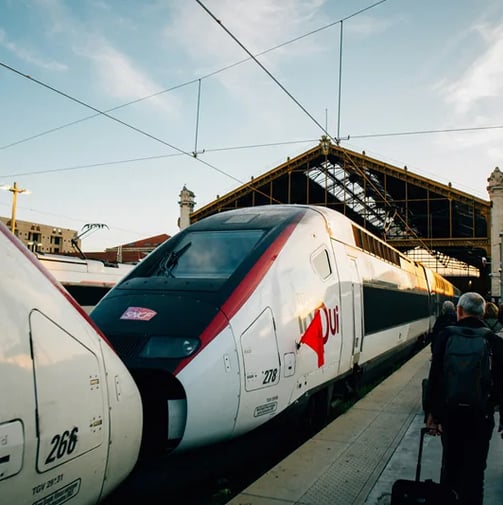 tvg INOUI à la gare Marseille-St-Charles à Marseille