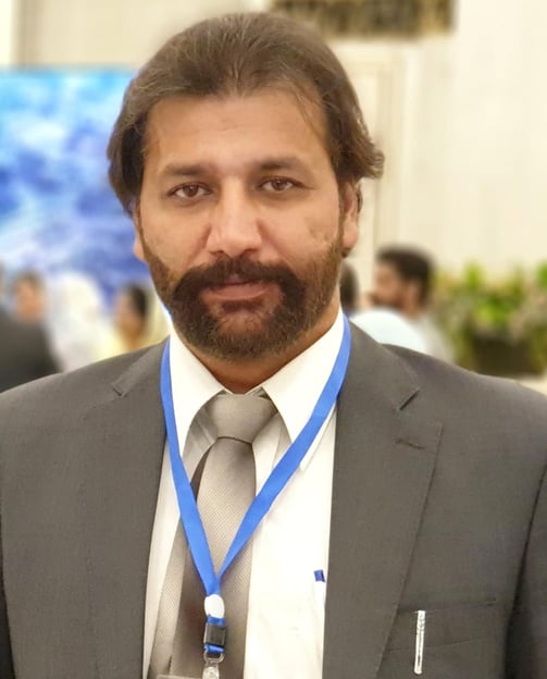 Dr. Riafat, Phd, PGD PE and TM, PP-DPT, DPT