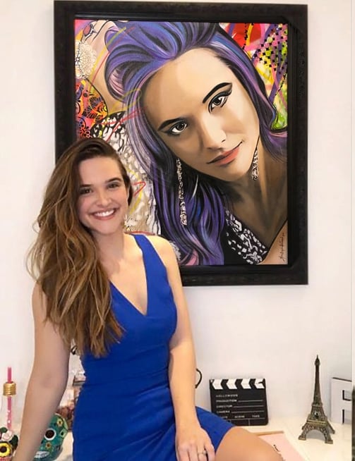 Rosto de uma moça em estilo Pop-Art. Juliana Paiva