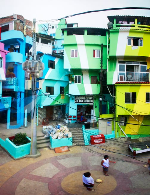 Projeto Favela Painting no Rio de Janeiro
