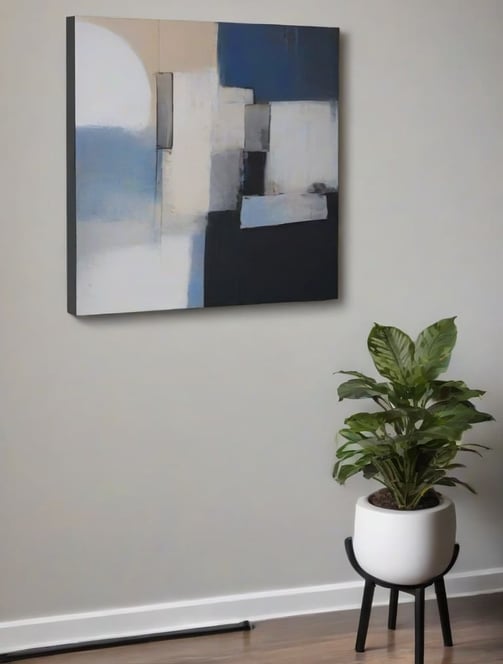 Detalhes refinados na decoração, onde plantas se misturam com quadros e móveis sofisticados.