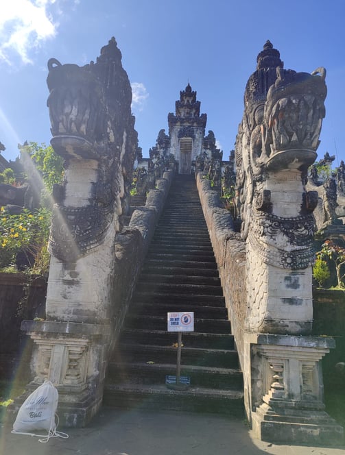 Gate to the main temple