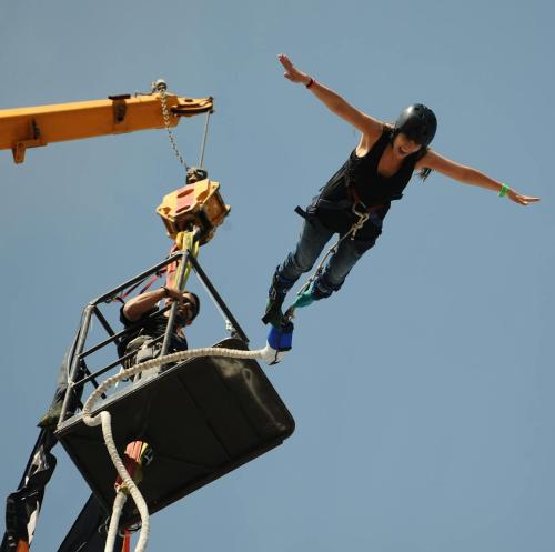 Bungee Jumping – Safety and Precautions