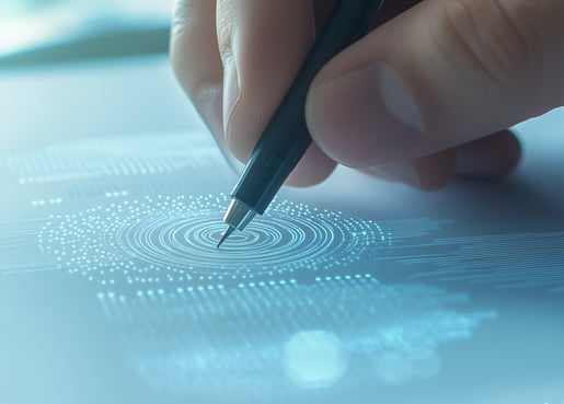 Mão usando caneta digital em tela, representando tecnologia touch e design digital avançado.