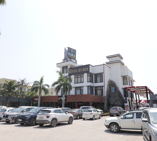 hotel kuber during rush hours