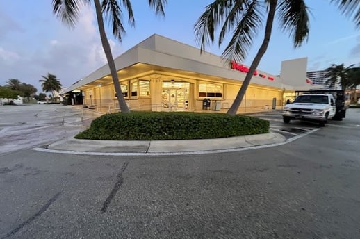 WALGREENS FORT LAUDERDALE BUILDING PRESSURE WASHING BY PSI POWER WASHING