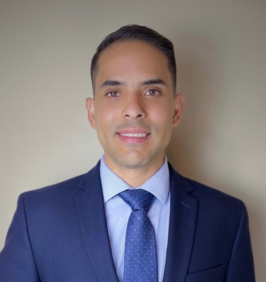 Alejandro Gonzalez,es un immigrante venezolano residente en Canadá 