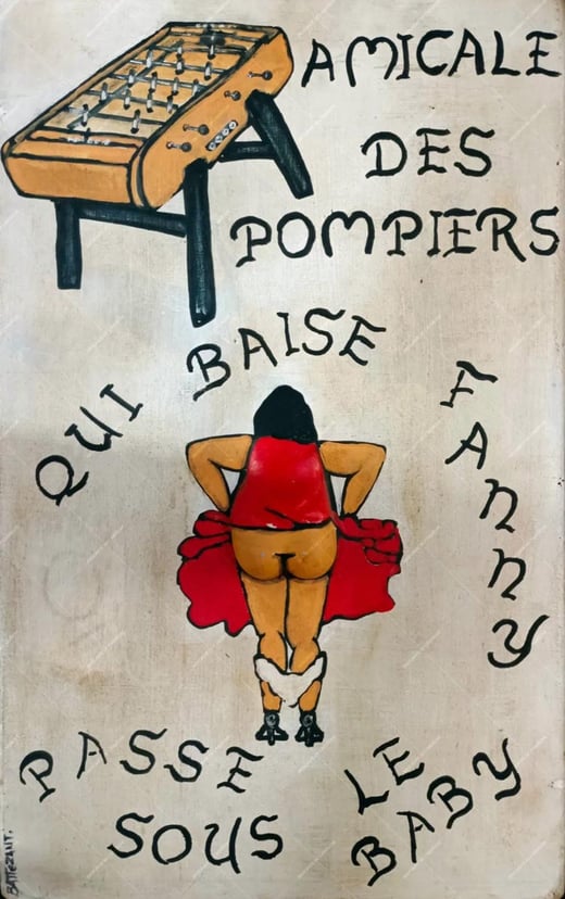 Plaque Fanny amicale pompiers passe sous le baby foot