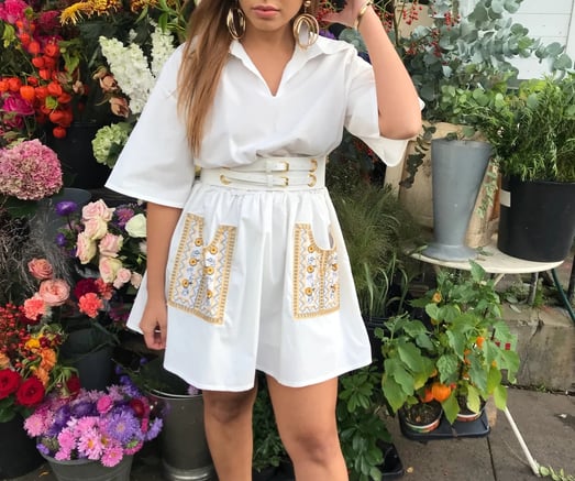 Embroidery pockets white dress 