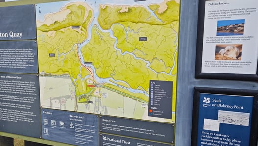 Signpost introducing Moreston Quay