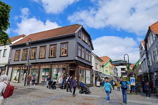 House and cobbled street in Gamle Stavanger Old Town