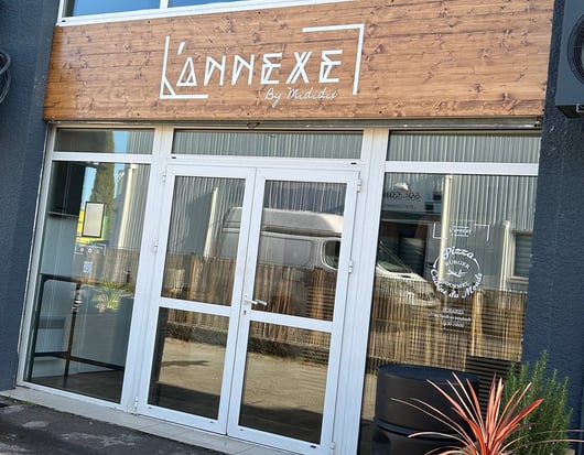 Façade du restaurant L’ANNEXE by Mididix à Mauguio