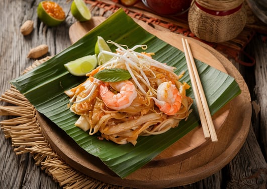 a plate of Padthai