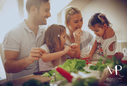 Médico Clínico Geral Estimula Alimentação saudável