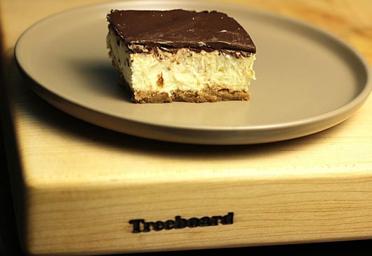 Cheesecake Square with ganache 