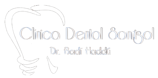 Implantología dental avanzada en Torremolinos. Clínica Dental Sonrisol. logo