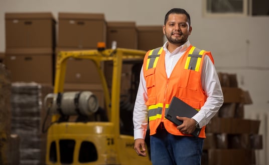 "Cumplimiento de NOMs en seguridad, salud e higiene laboral
