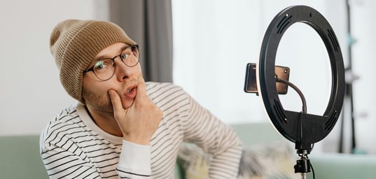 Social media influencer promoting men’s health products