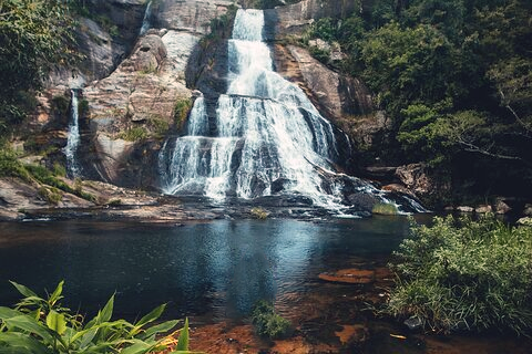 Diyaluma Falls